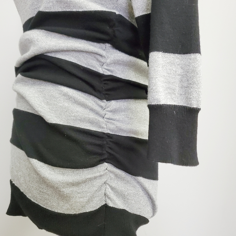 Love Always Striped Sweater Size Medium - Picture 4 of 4